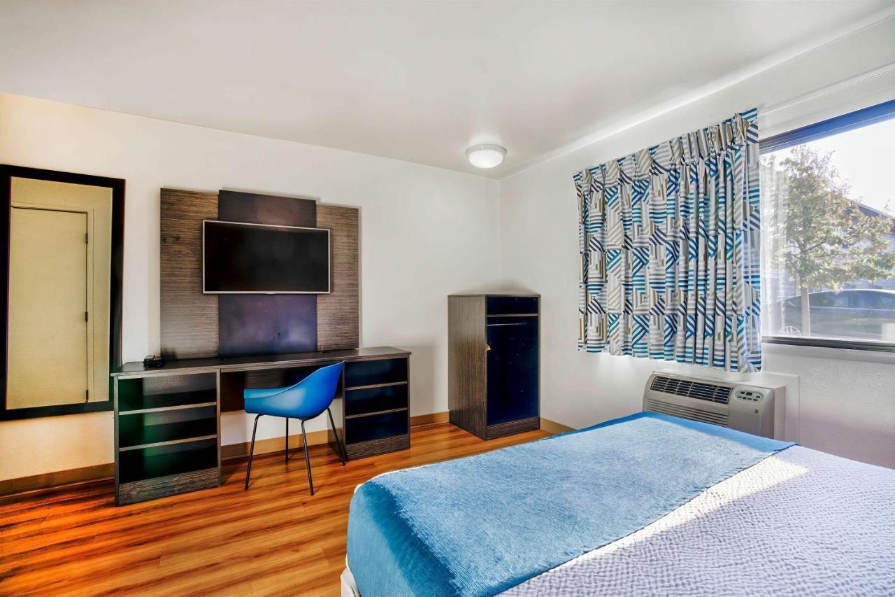 Motel 6-Duluth, Mn Eksteriør bilde