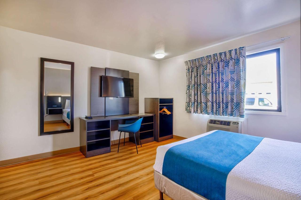 Motel 6-Duluth, Mn Eksteriør bilde